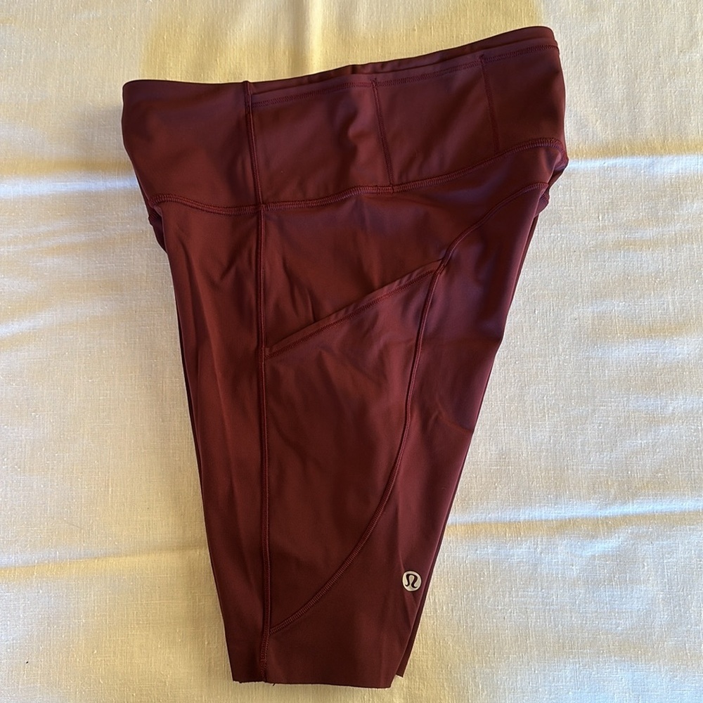 Lululemon Fast And Free Short 10" Cassis 6 - Picture 6 of 11